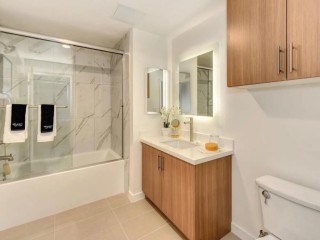 lovely-3-bedroom-and-2-bathroom-los-angeles