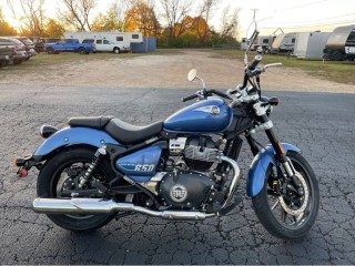 royal-enfield-super-meteor-astrl-blue-marengo