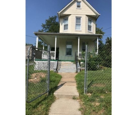 5324-ready-ave-800-private-bath-baltimore-big-0