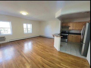 spacious-3-bedroom-2-bathroom-with-ample-closet-space-available-bronx