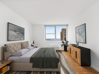 gateway-355-s-end-ave-new-york-ny-10280-big-3