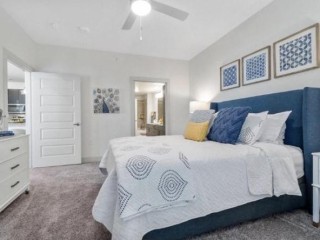 clean-one-bedroom-and-one-bathroom-available-charlotte