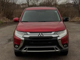 2019-mitsubishi-outlander-clean-title-low-mileage-suv-charlotte