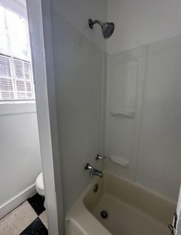 1bed-1bath-available-for-rent-and-ready-for-immediate-move-in-richmond-heights-big-2