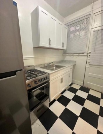 1bed-1bath-available-for-rent-and-ready-for-immediate-move-in-richmond-heights-big-0