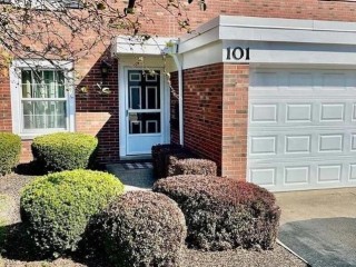 townhouse-for-sale-in-mayfield-heights-oh