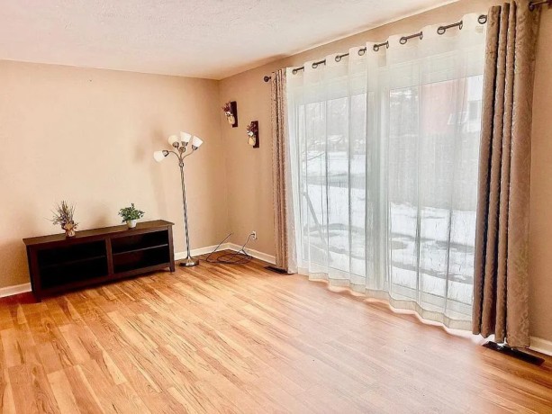 townhouse-for-sale-in-mayfield-heights-oh-big-1