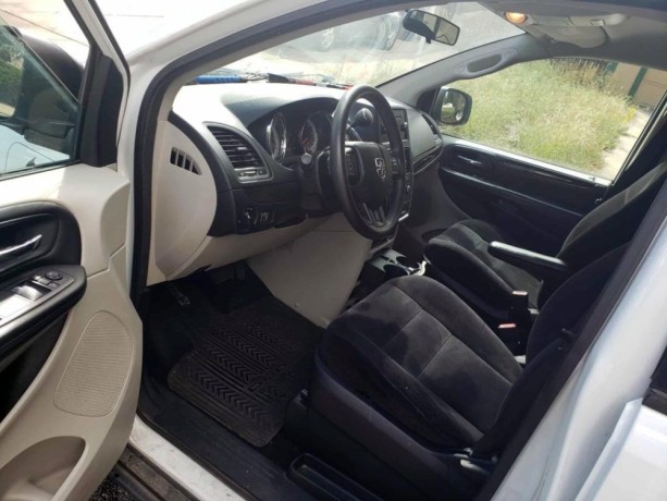 2014-dodge-grand-caravan-minivan-low-miles-clean-reliable-colorado-springs-big-2