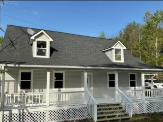 a-good-looking-house-for-the-amazing-people-indiana