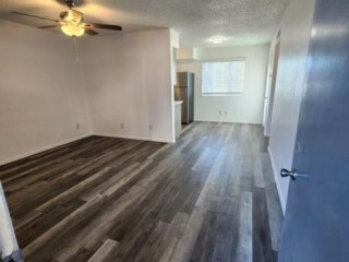 renovated-1-bedroom-in-mesa-with-washerdryer-112900-1