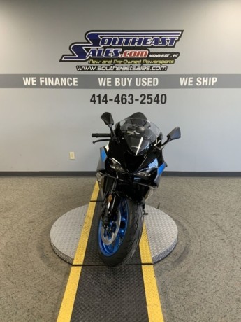 kawasaki-ninja-zx-6r-milwaukee-big-1