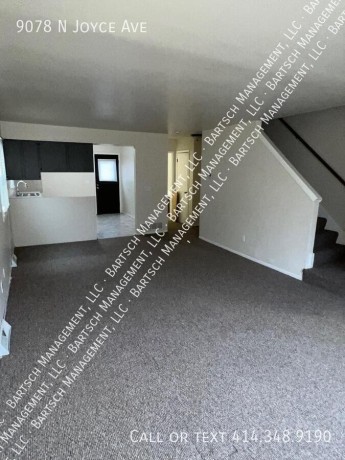 3-bedrooms-2-bathrooms-at-joyce-and-milwaukee-big-2