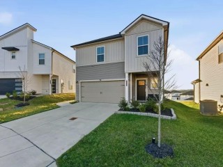 luxury-meets-serenity-nashville-hilltop-retreat-nashvill