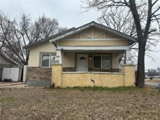 renovated-3-bed-bungalow-shawnee