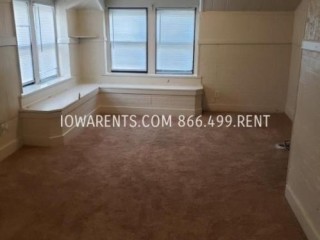 cozy-studio-apartment-great-location-easy-living-red-oak
