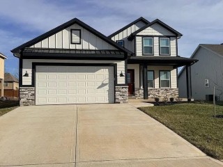 beautiful-private-home-available-now-mississauga-canada