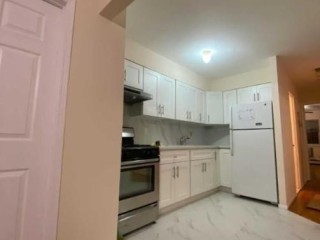3bedrooms-2-bath-for-rent-in-162-street-42av-near-northern-blvd-flushing