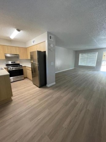 fully-renovated-studio-great-location-tucson-big-1