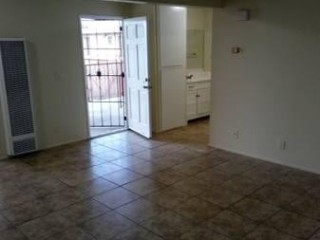 2-bedroom-in-hawthorne-hawthorne