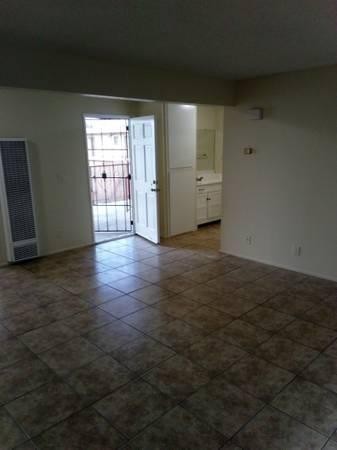 2-bedroom-in-hawthorne-hawthorne-big-0