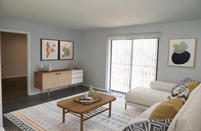 city-living-with-suburban-comfort-2br2ba-condo-dallas-big-1